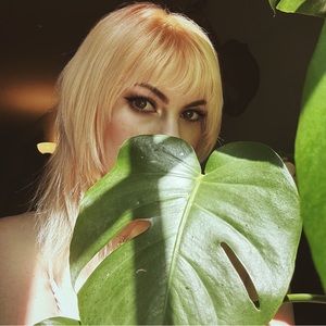 Meet your Posher, Krystian! 💖✨